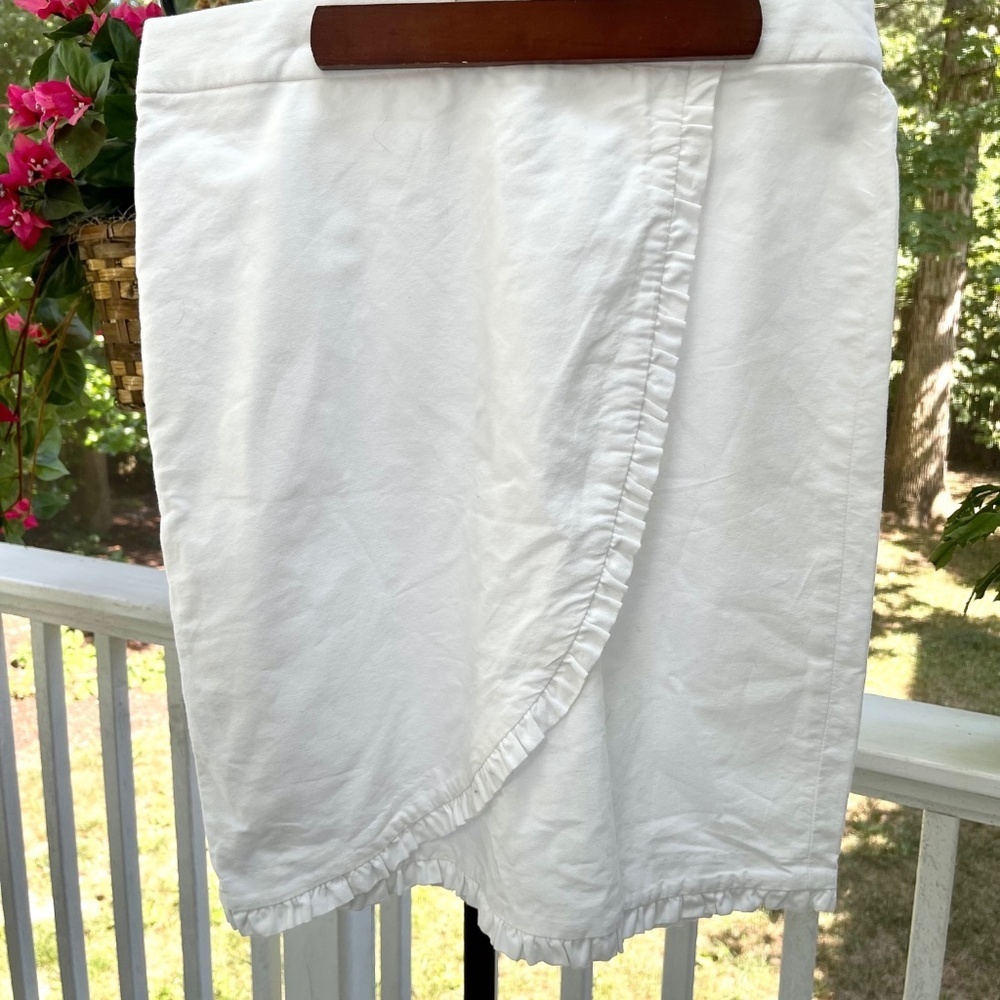 NWOT J. Crew Womens Size 6 White Ruffle Slit Front Straight Skirt